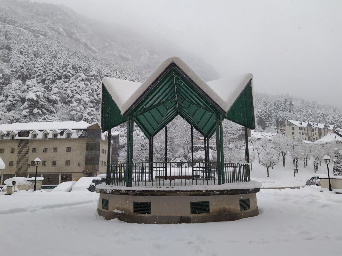 Apartamento De Montana "Nueva Canfranc" Exterior foto